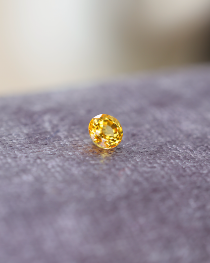 イエローサファイア　ルース　0.50ct