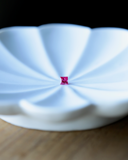 ルビー　ルース　0.34ct