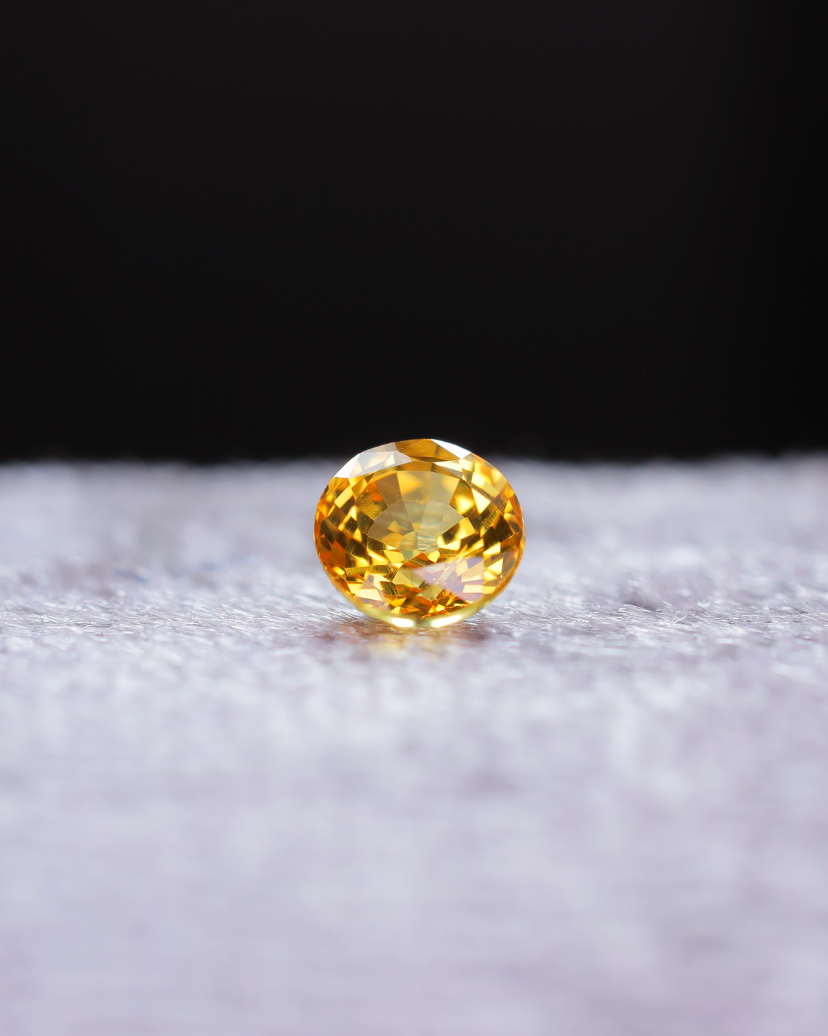 イエローサファイア　ルース　0.50ct
