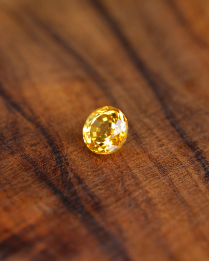 イエローサファイア　ルース　0.50ct