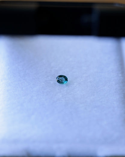グランディディエライト　ルース　0.14ct