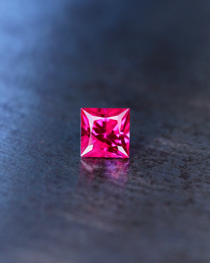 ルビー　ルース　0.34ct