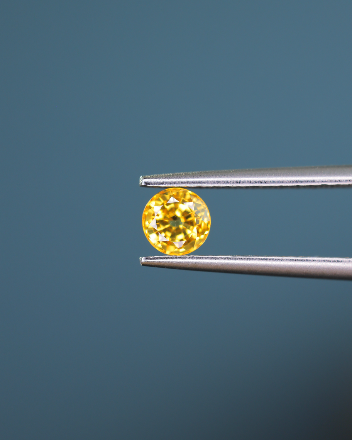 イエローサファイア　ルース　0.50ct