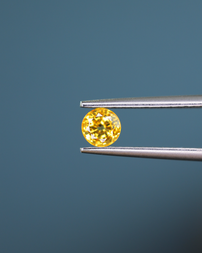イエローサファイア　ルース　0.50ct
