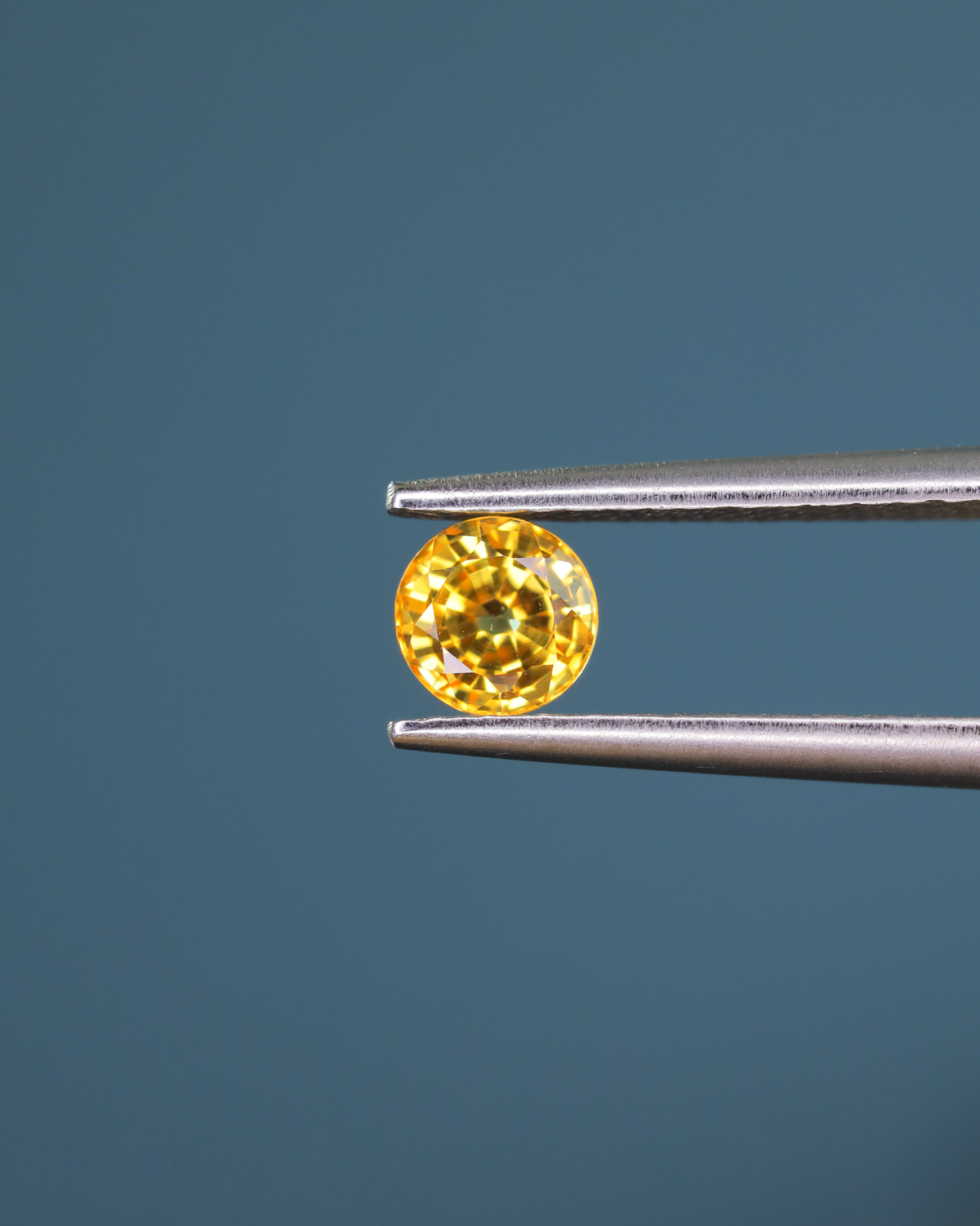 イエローサファイア　ルース　0.50ct