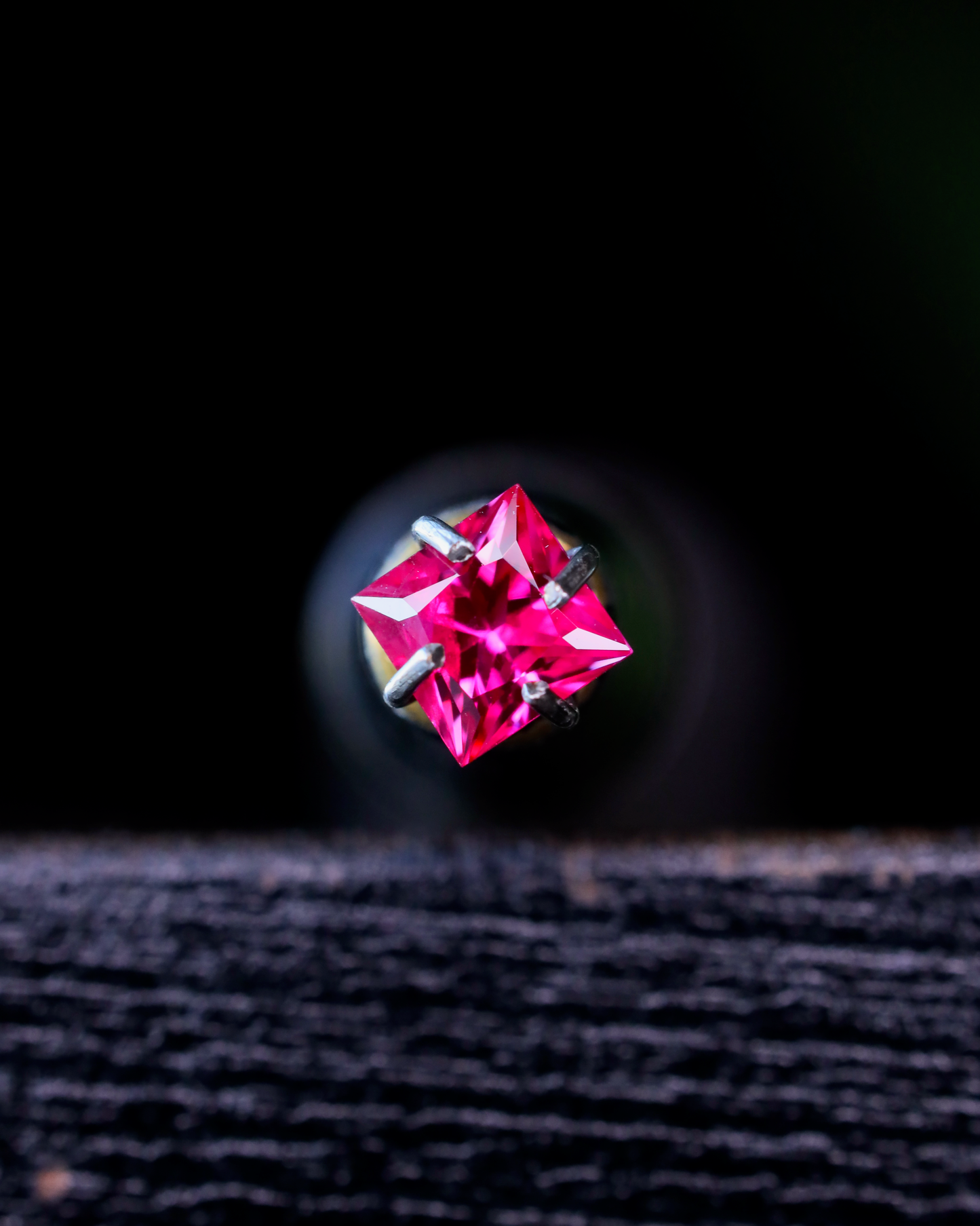 ルビー　ルース　0.34ct