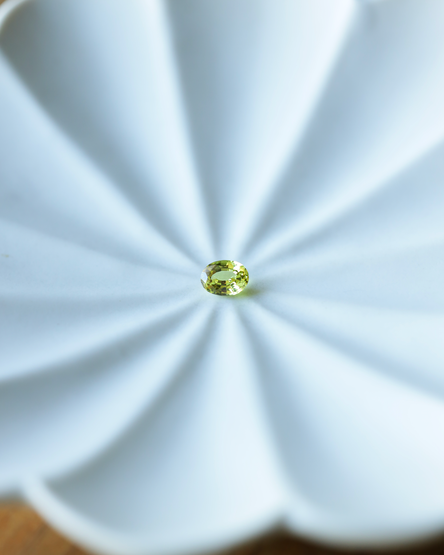 イエローサファイア　ルース　0.7ct