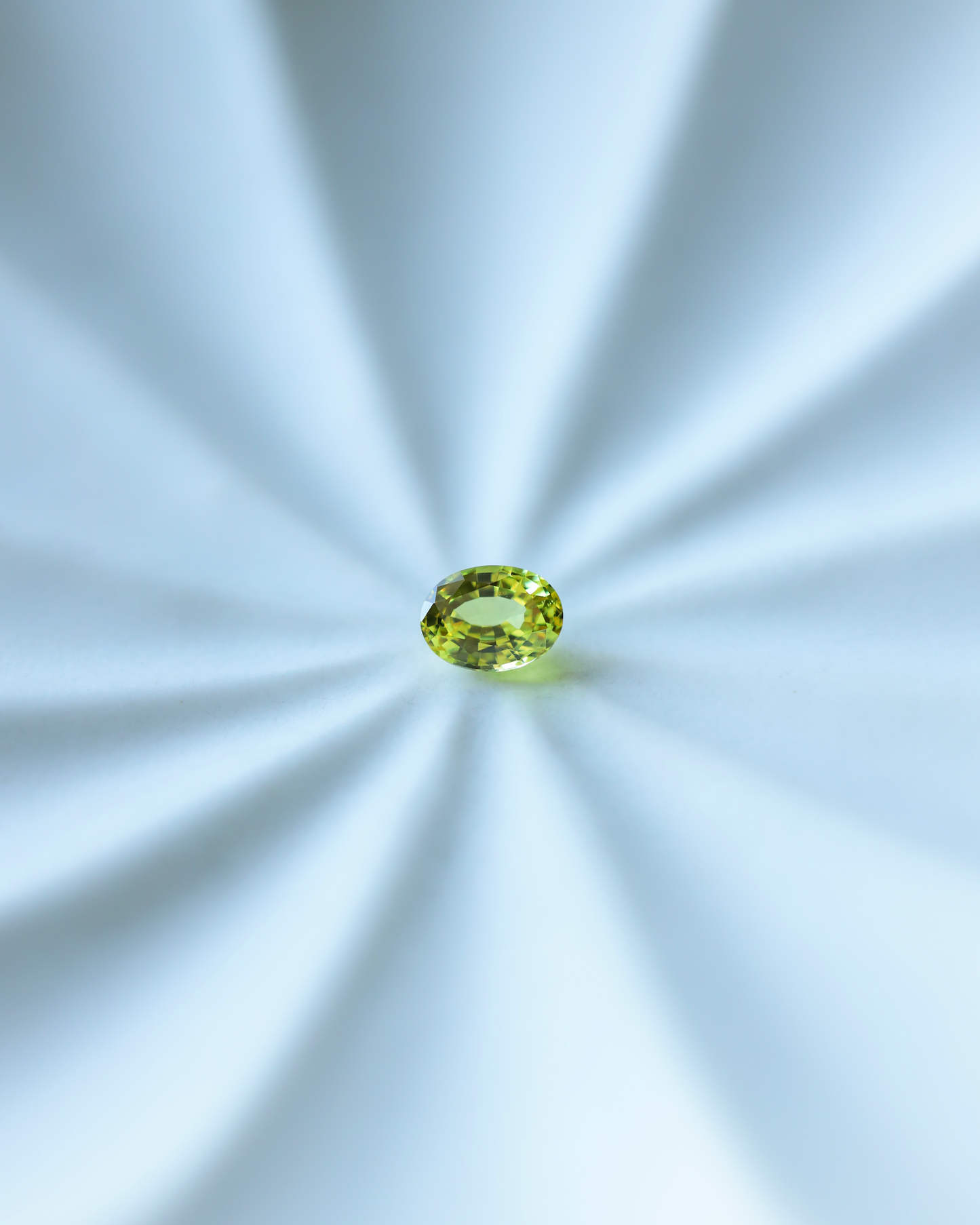 イエローサファイア　ルース　0.7ct