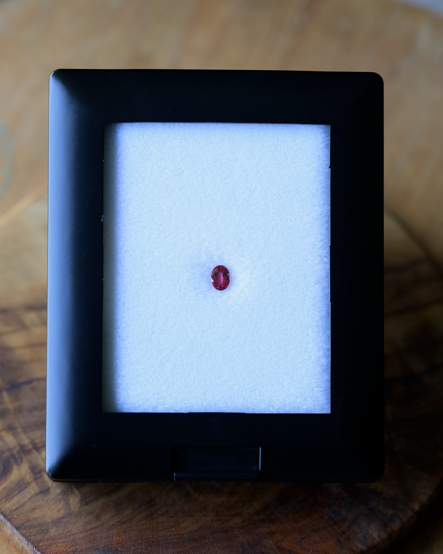 非加熱ピジョンブラッドルビー　ルース　0.23ct