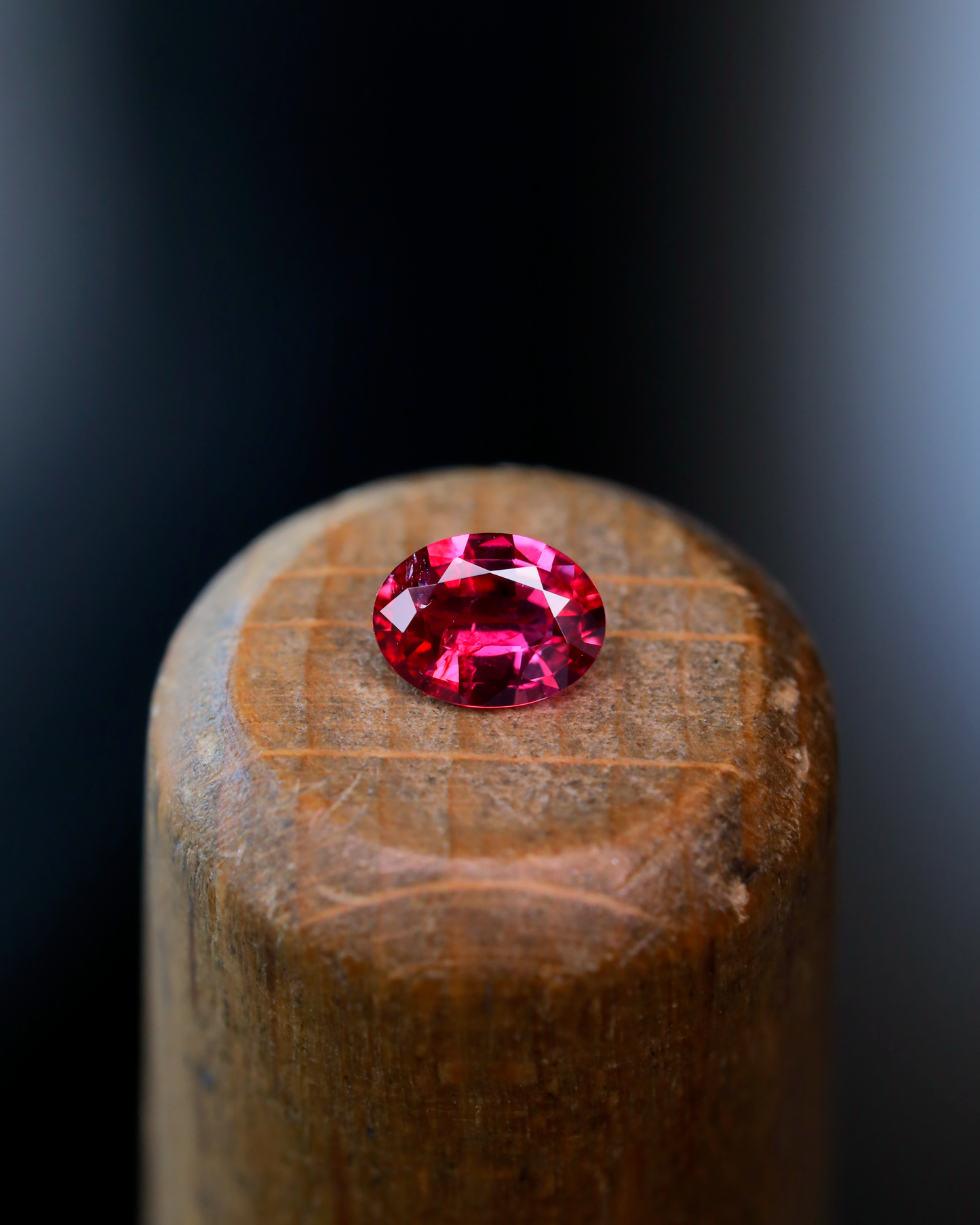 非加熱ピジョンブラッドルビー　ルース　0.23ct