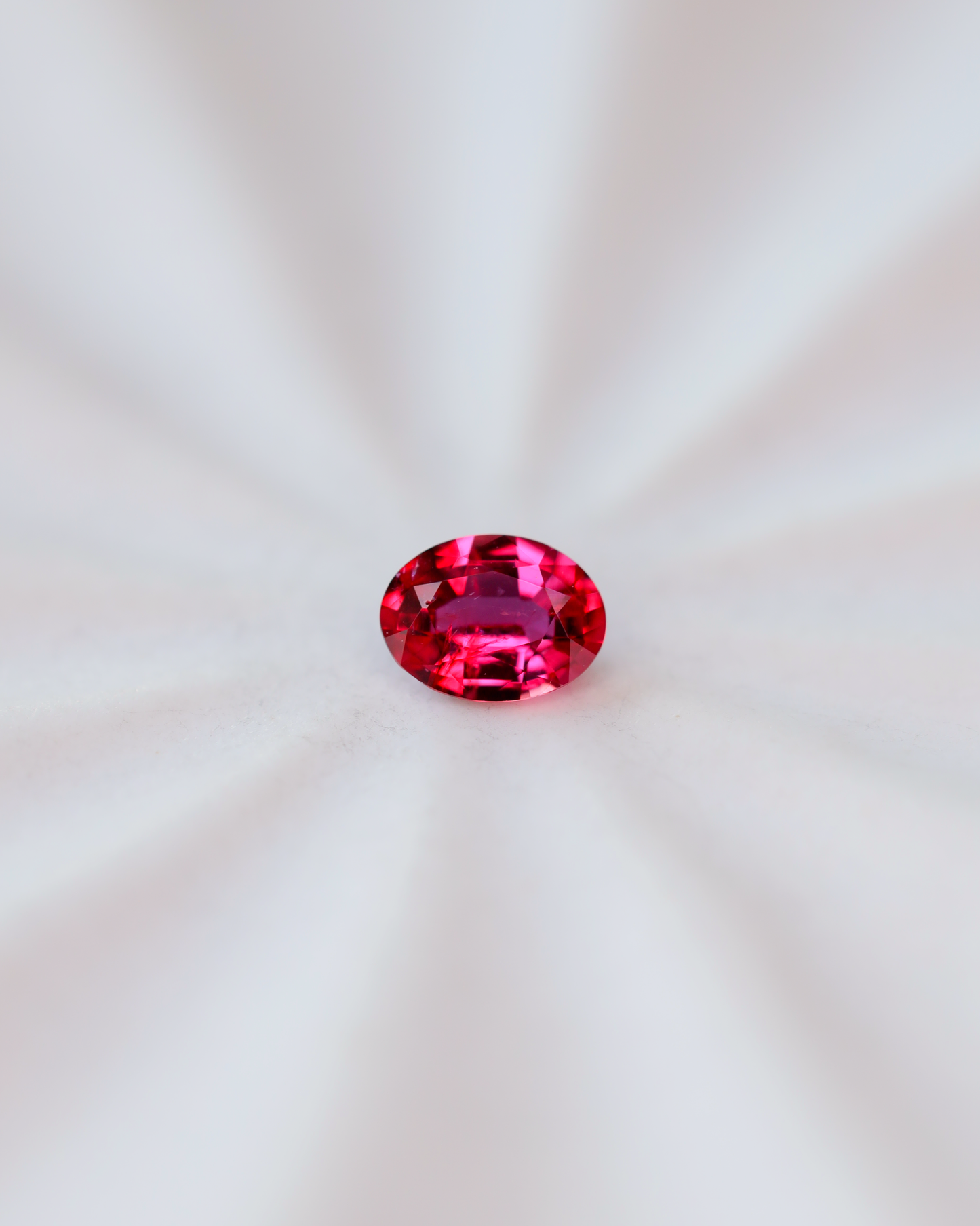 非加熱ピジョンブラッドルビー　ルース　0.23ct