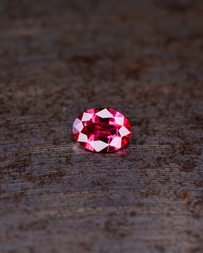 非加熱ピジョンブラッドルビー　ルース　0.23ct