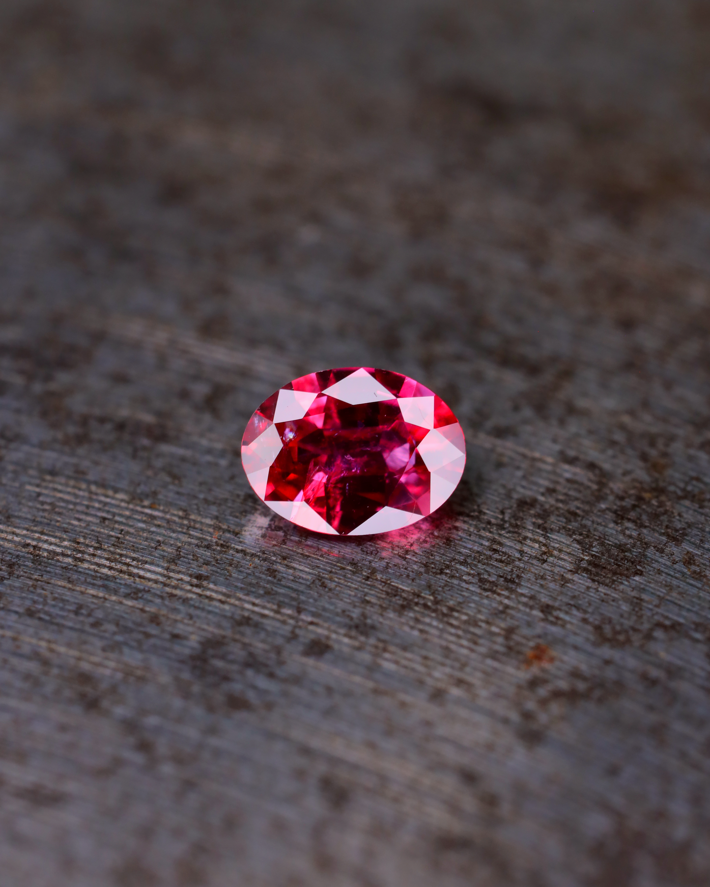 非加熱ピジョンブラッドルビー　ルース　0.23ct