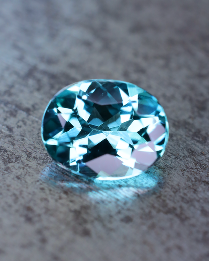 ラグーントルマリン　ルース　0.55ct
