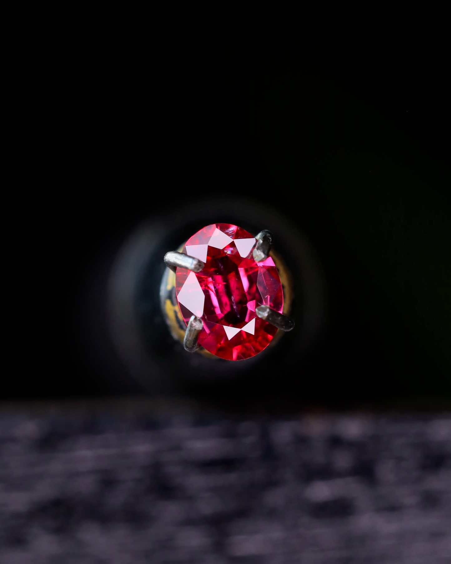 非加熱ピジョンブラッドルビー　ルース　0.23ct