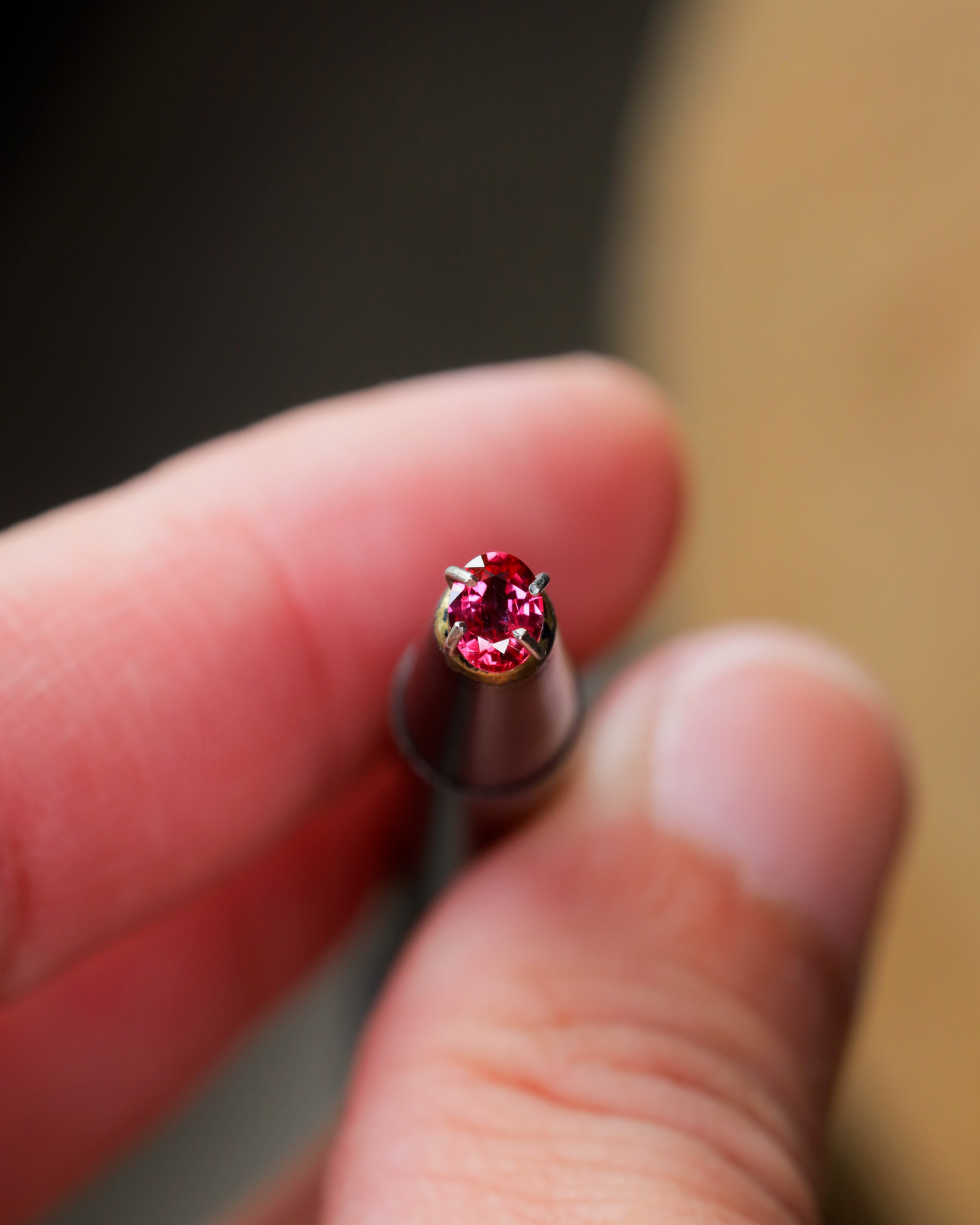 非加熱ピジョンブラッドルビー　ルース　0.23ct