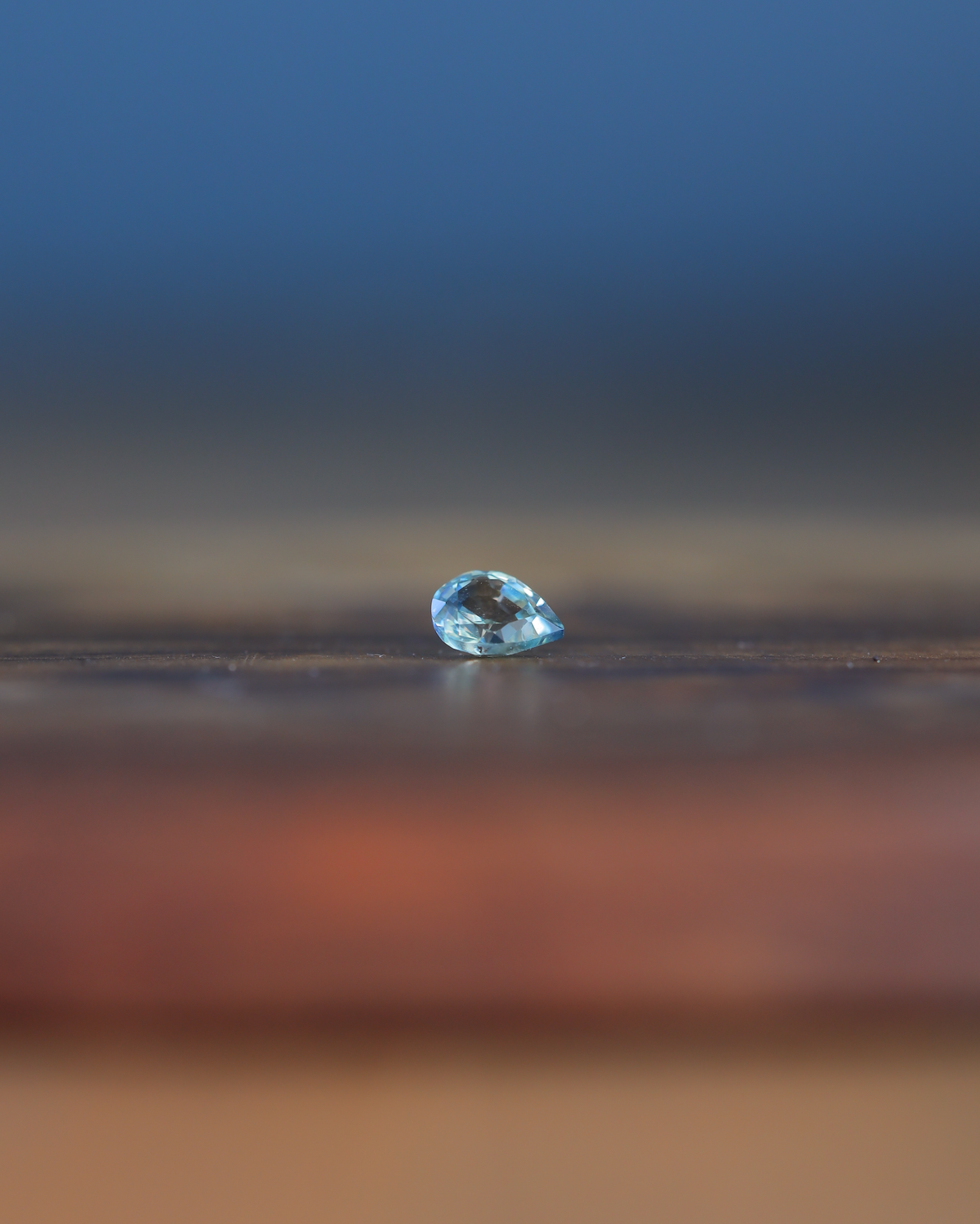 バイカラーサファイア　ルース　0.42ct