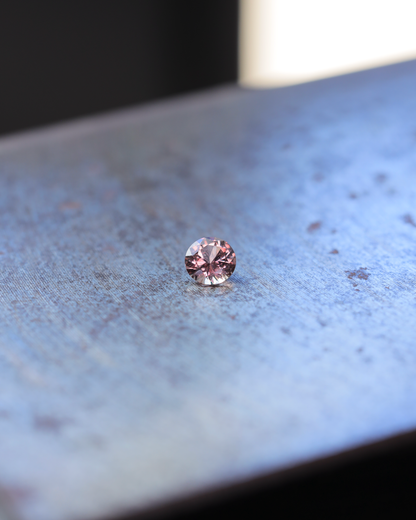 パパラチアサファイア　ルース　0.341ct