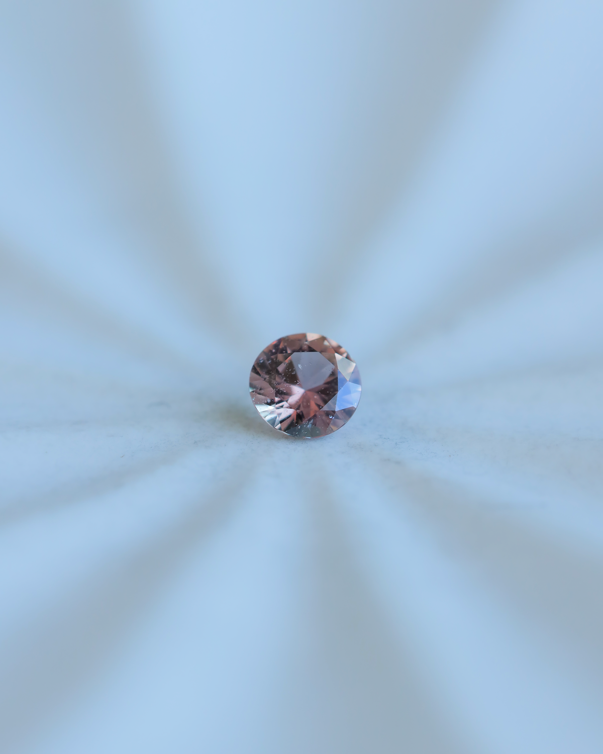 パパラチアサファイア　ルース　0.341ct