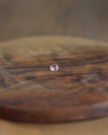 パパラチアサファイア　ルース　0.341ct