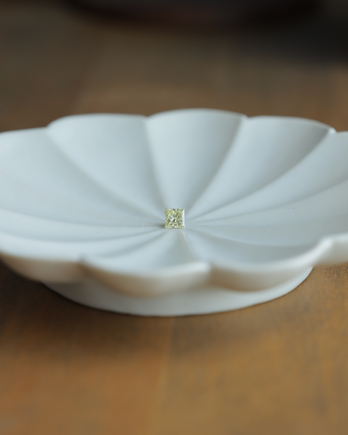 ライトイエローダイヤモンド　ルース　0.598ct