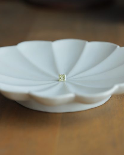 ライトイエローダイヤモンド　ルース　0.598ct
