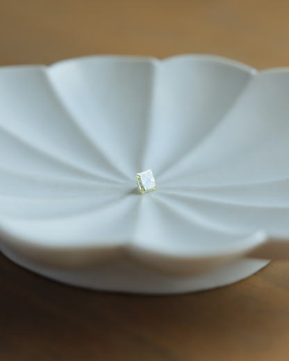 ライトイエローダイヤモンド　ルース　0.598ct