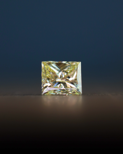 ライトイエローダイヤモンド　ルース　0.598ct
