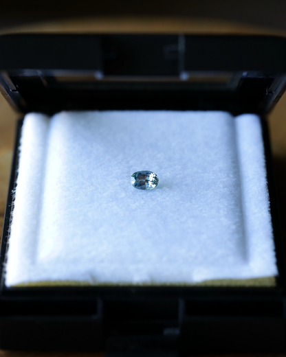 モンタナサファイア　ルース　0.71ct