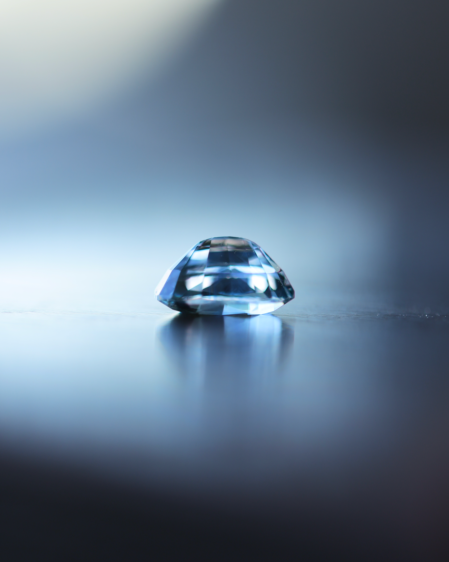 モンタナサファイア　ルース　0.71ct