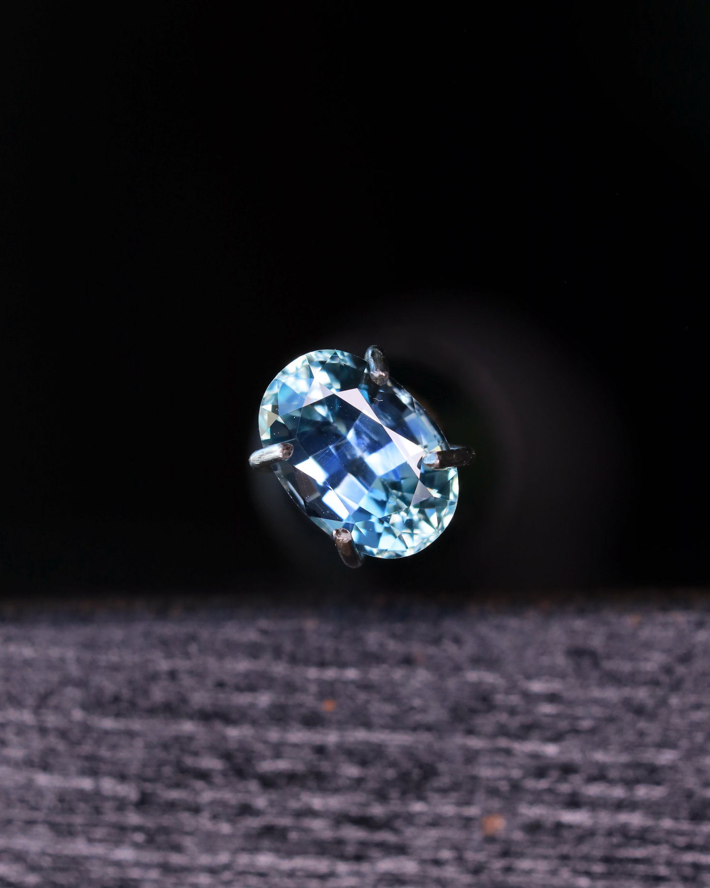 モンタナサファイア　ルース　0.71ct