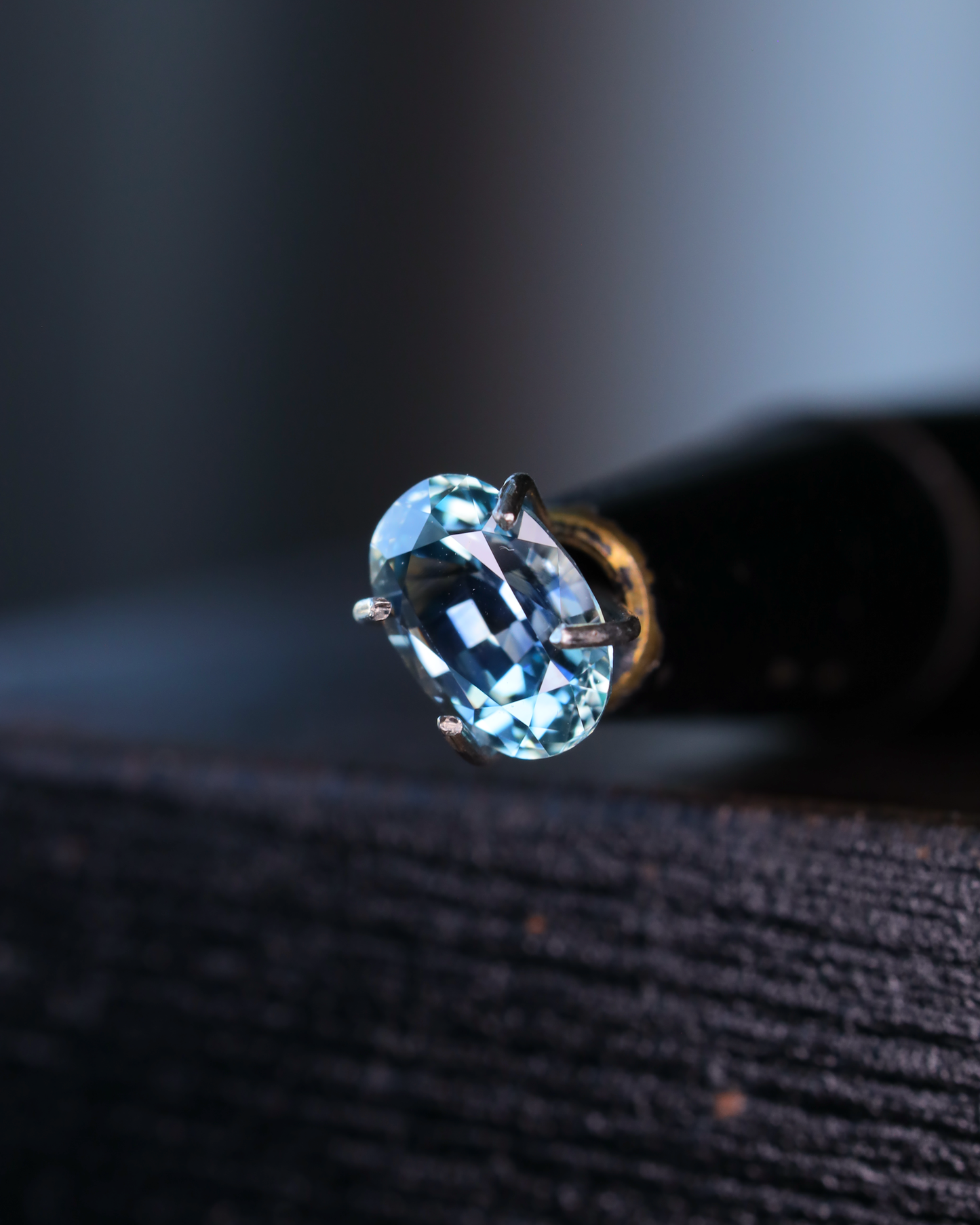 モンタナサファイア　ルース　0.71ct
