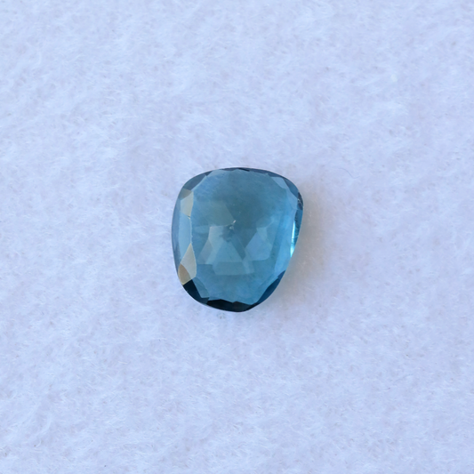 【仕立て必須】ロンドンブルートパーズ　1.00ct