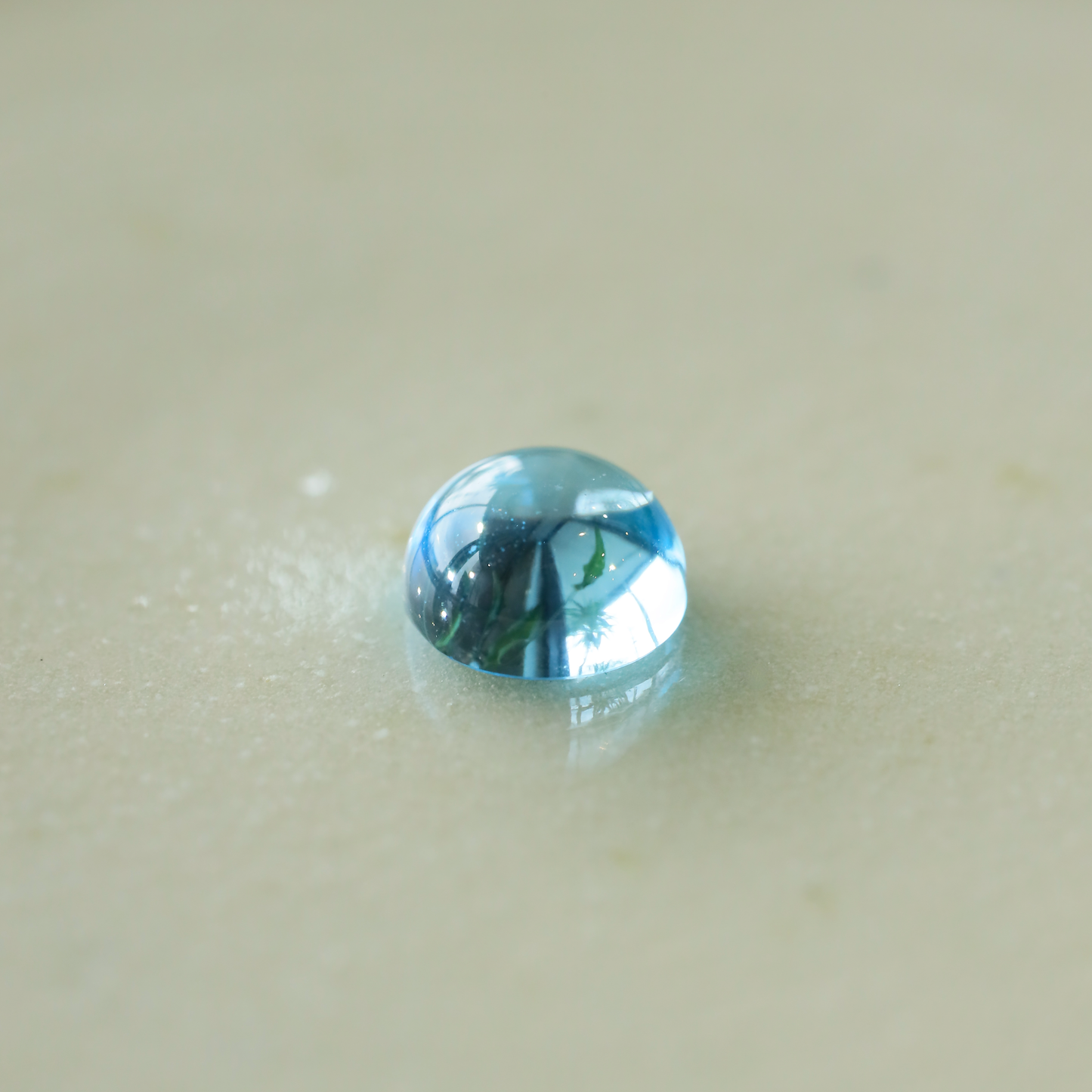 【仕立て必須】ブルートパーズ　1.23ct