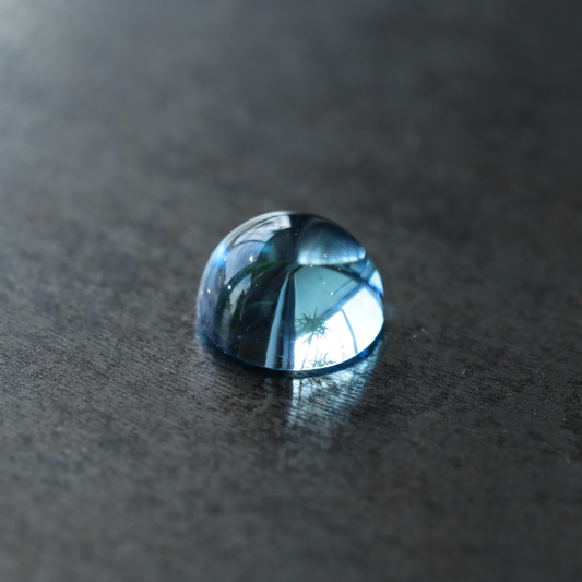 【仕上げ必須】ブルートパーズ　1.24ct