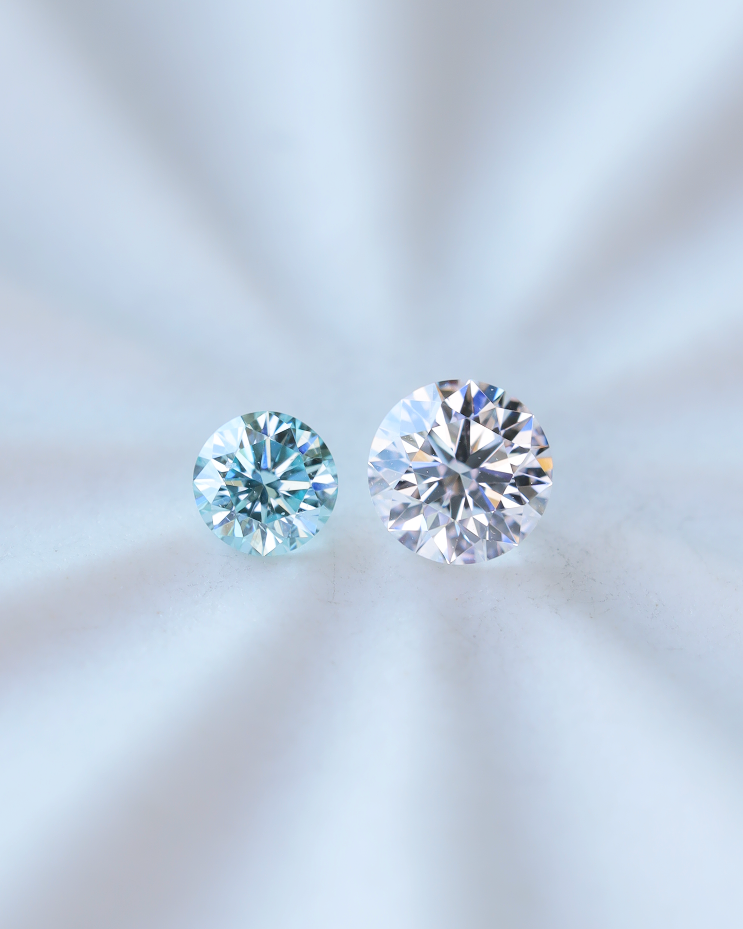 アイスブルーダイヤモンド　ルース　0.11ct
