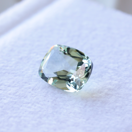【仕立て必須】グリーンクォーツ　2.82ct