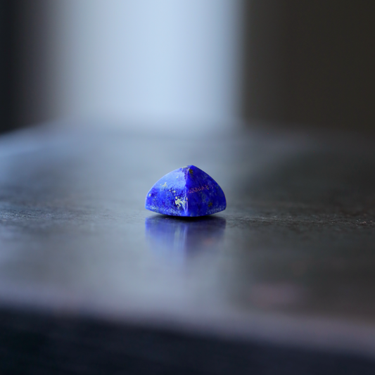 ラピスラズリ　ルース　0.59ct