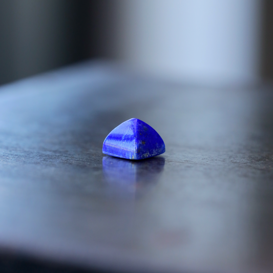 ラピスラズリ　ルース　0.62ct