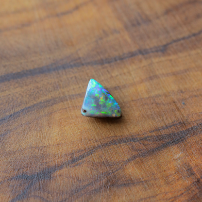 ボルダーオパール　ルース　0.5ct