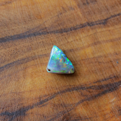 ボルダーオパール　ルース　0.5ct