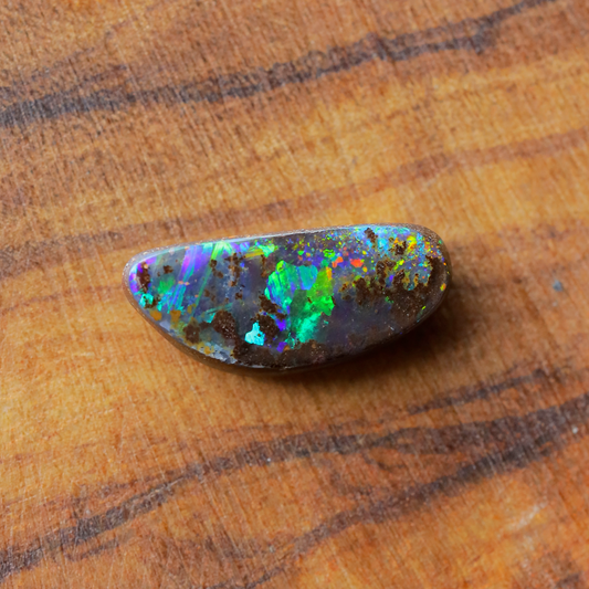ボルダーオパール　ルース　0.84ct