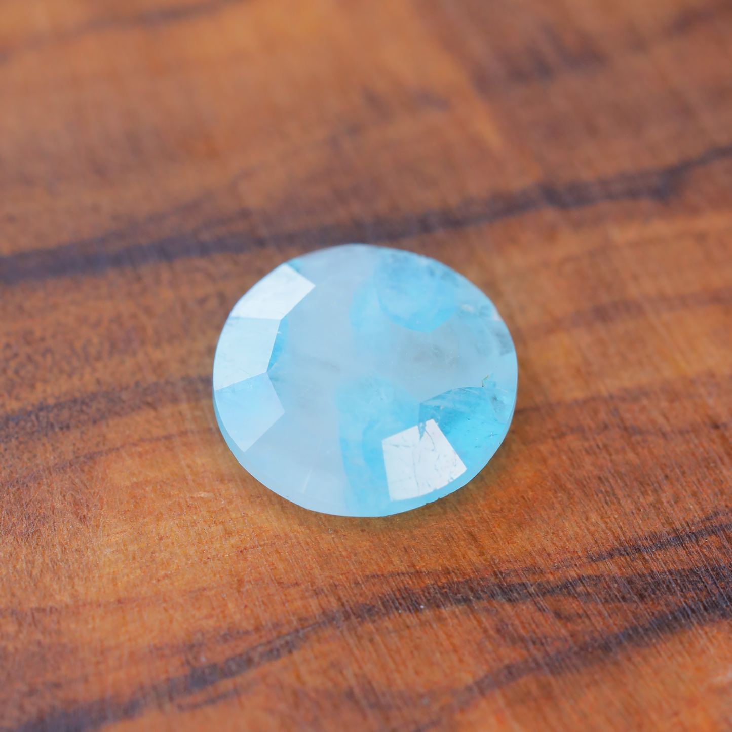 パライバトルマリンインクォーツ　ルース　1.29ct