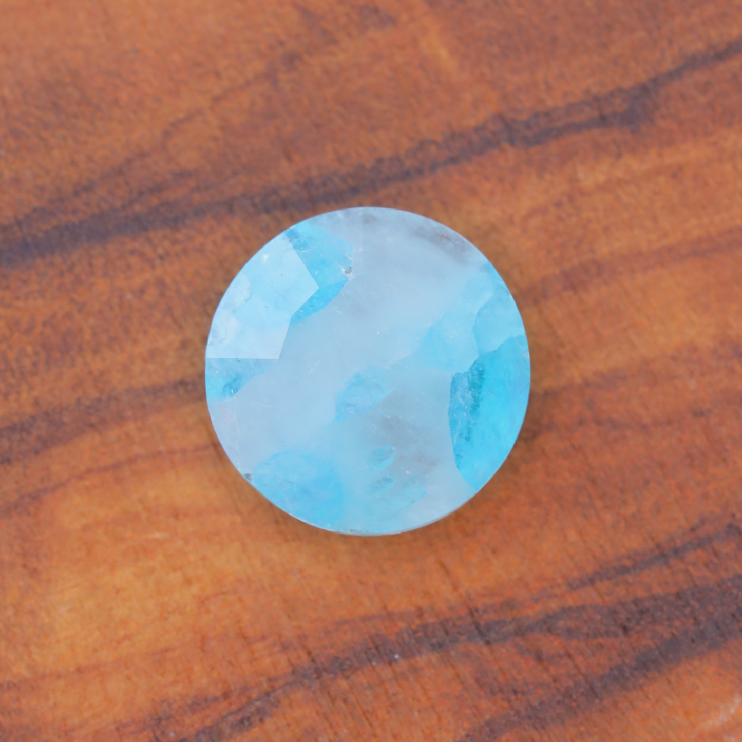 パライバトルマリンインクォーツ　ルース　1.29ct