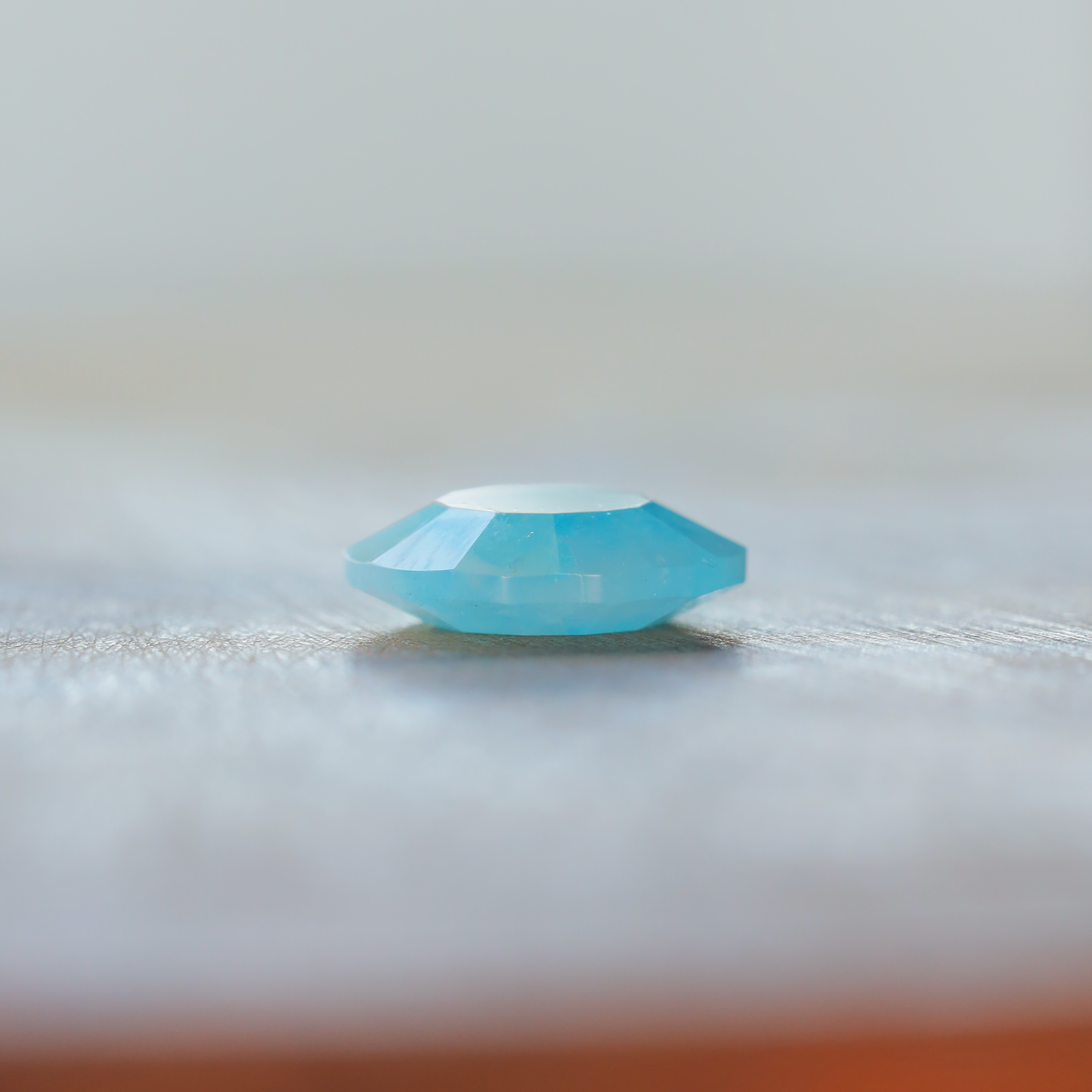 パライバトルマリンインクォーツ　ルース　1.32ct