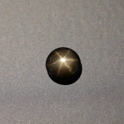 ブラックスターサファイア　ルース　1.27ct