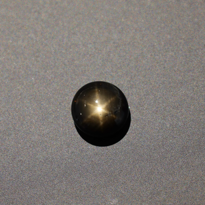 ブラックスターサファイア　ルース　1.54ct