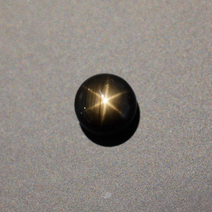 ブラックスターサファイア　ルース　1.96ct