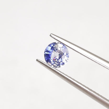 バイカラーサファイア　ルース　0.7ct
