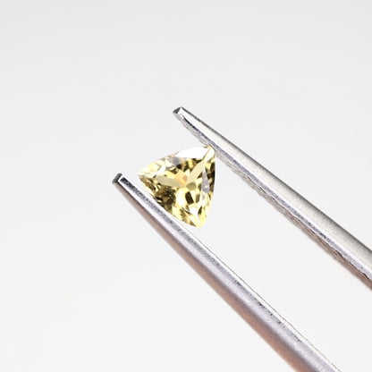 イエロートルマリン　ルース　0.22ct